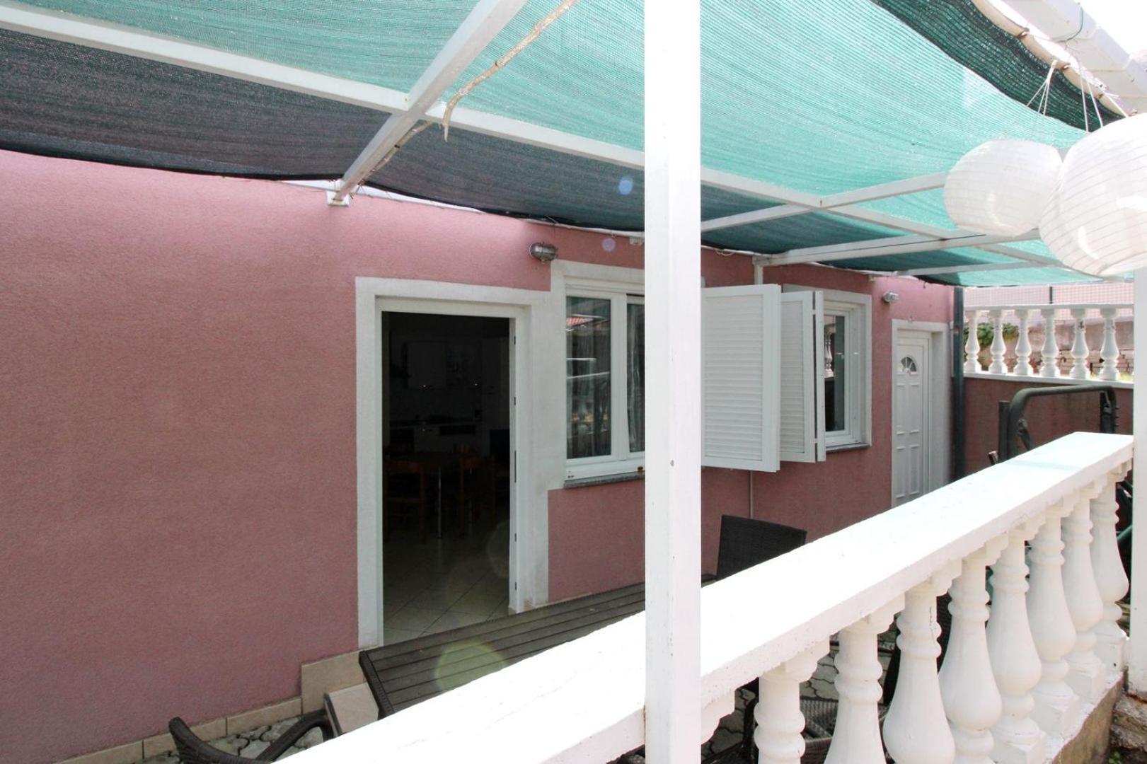 Apartments Lovincic Baska  Ngoại thất bức ảnh