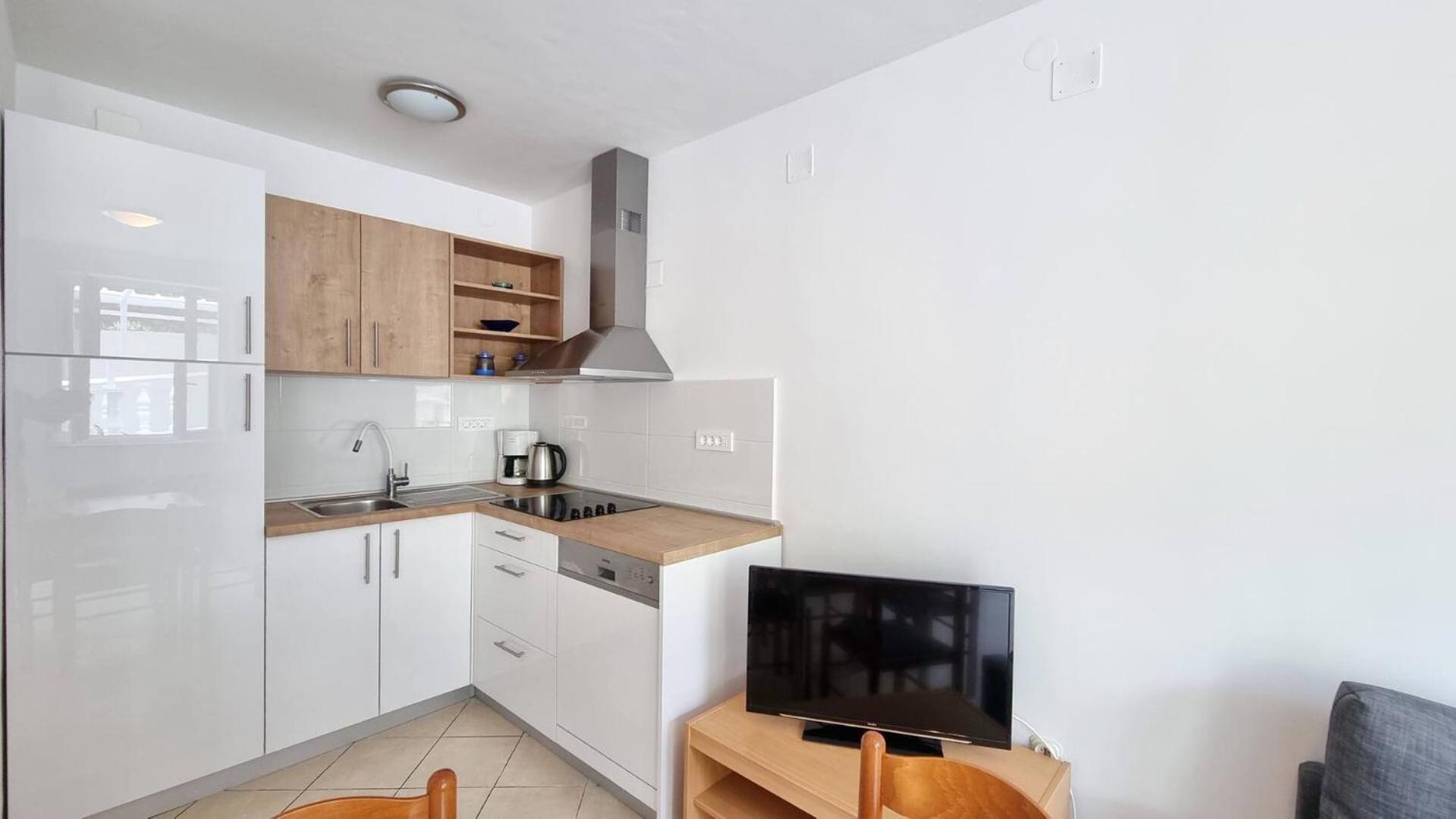 Apartments Lovincic Baska  Ngoại thất bức ảnh