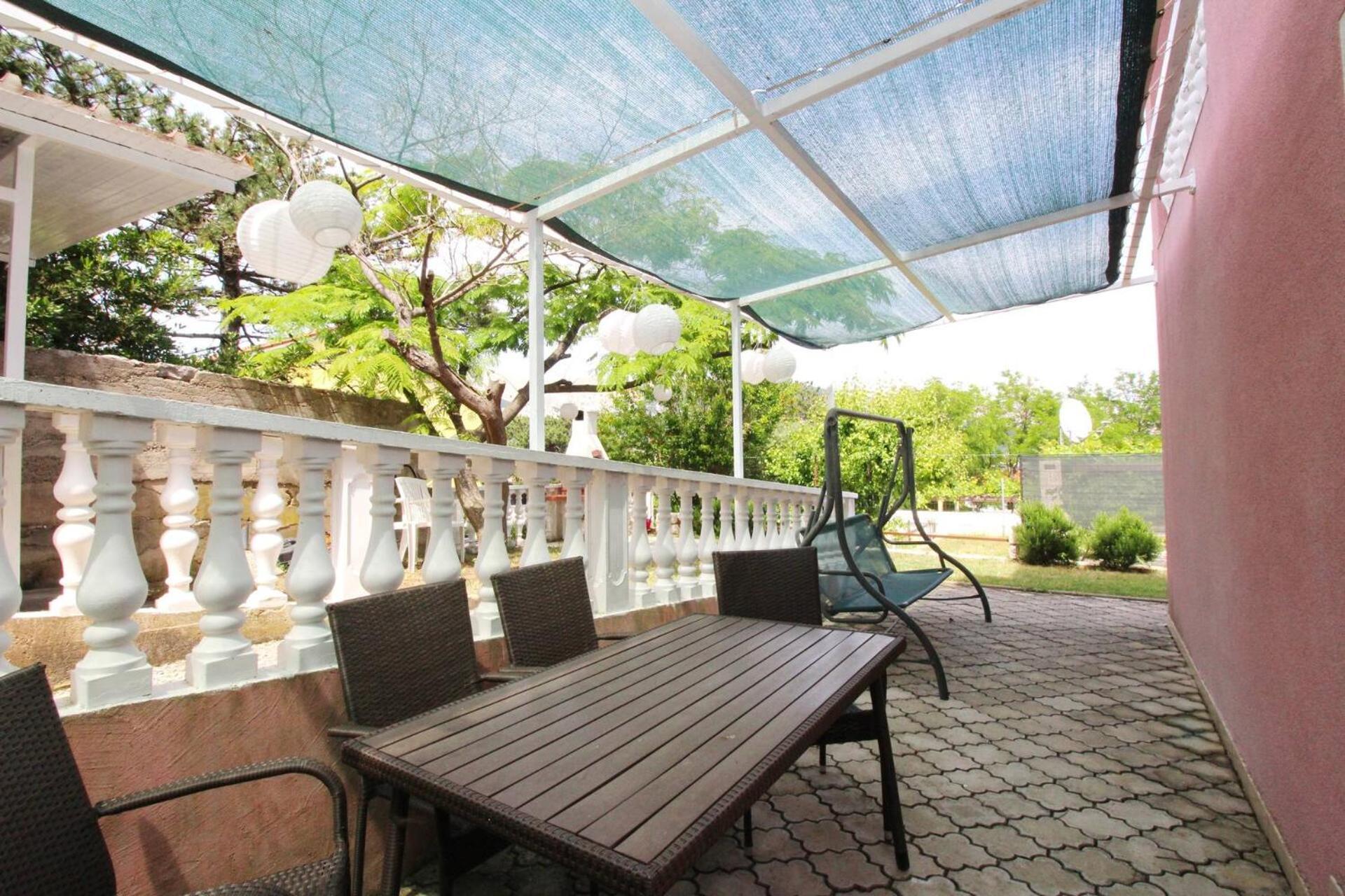Apartments Lovincic Baska  Ngoại thất bức ảnh